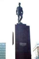 statue du général leclerc_3.jpg