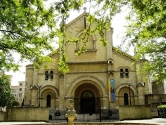 eglise notre-dame du travail.jpg