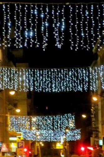 la rue du Montparnasse et son rideau de lumière décembre 2011 photo Marie   Belin.JPG