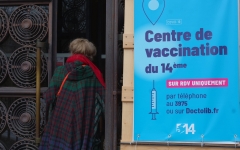 centre de vaccination de la mairie du 14ème.jpg
